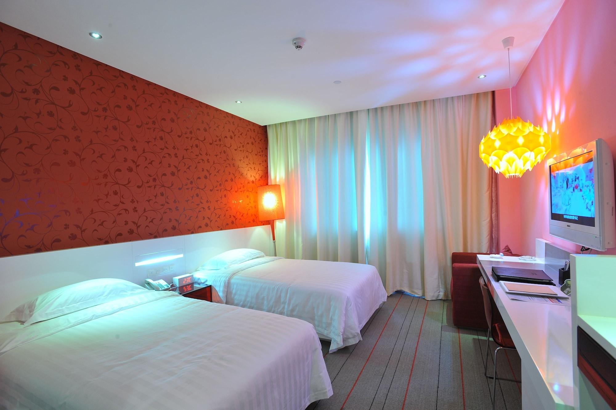 Otique Aqua Hotel Shenzhen Exterior photo