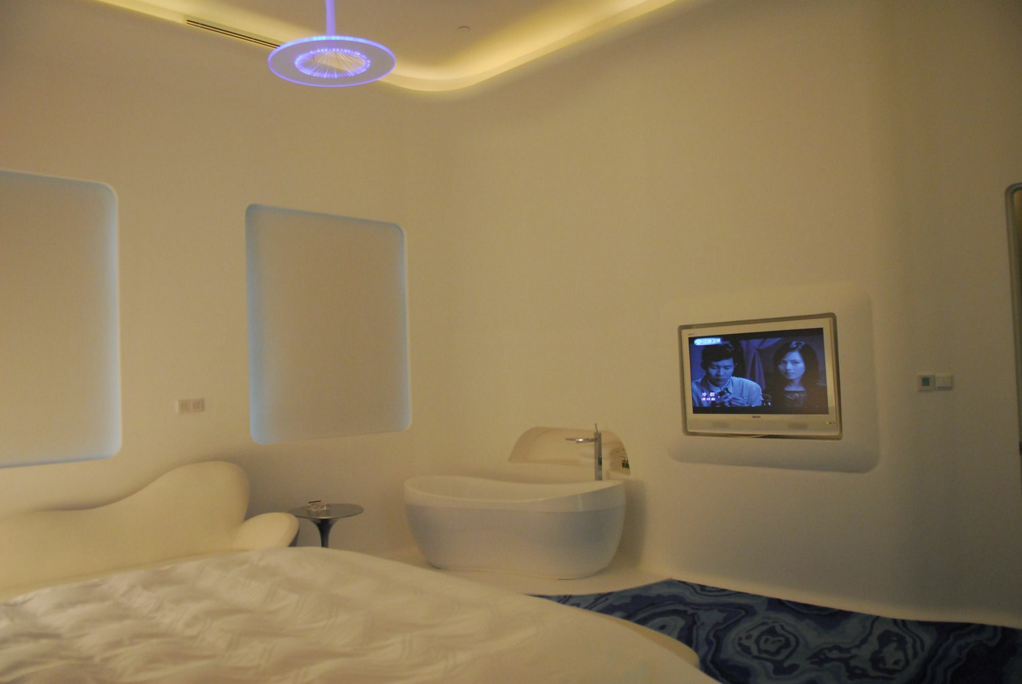 Otique Aqua Hotel Shenzhen Exterior photo